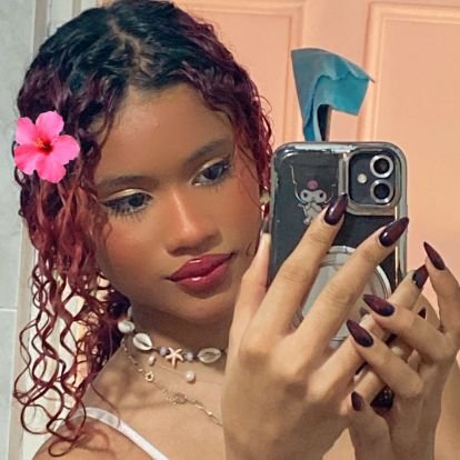 kim14777's profile picture. Pink dreams & money schemes 💖 | Building my world, one vibe at a time 💸👑