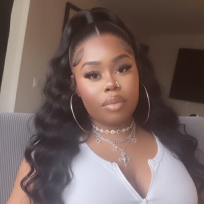 ohdatssnay's profile picture. 🍾🎉 Sagittarius