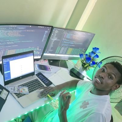 jusst_rn's profile picture. Junior software engineer|| Web developer||Angular||NestJS|Postgresql||Fullstack developer