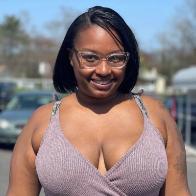 Cateray227's profile picture. 