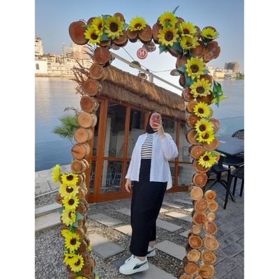 Nesreen15382626's profile picture. Speak so i can see you