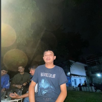 helmidzvlfkr's profile picture. Mods