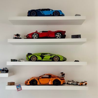 BesianShala23's profile picture. Hello! My name is Besian Shala, I’m an Italian student and I like talking about Motorsport and technologies.                LN4, LH44, MM93 ❤️.