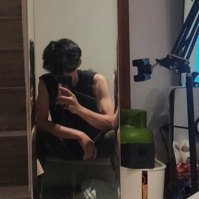 redvinn0's profile picture. B 173/58