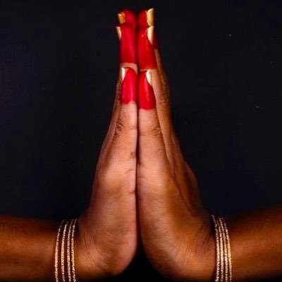 MampuruLebo's profile picture. Sangoma | Yogi | Tarot Reader | An unfolding poem🌻