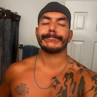 WhatsUpGuysItsC's profile picture. professional bi and tired guy. he/him