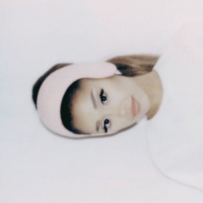 safetynetlive's profile picture. ✩‧₊˚ ♡