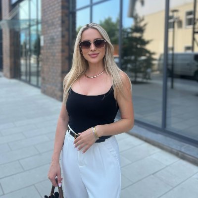 Karin1Farsi's profile picture. Forwarding does not imply endorsement!

Declining unfriendly private messages!!💯