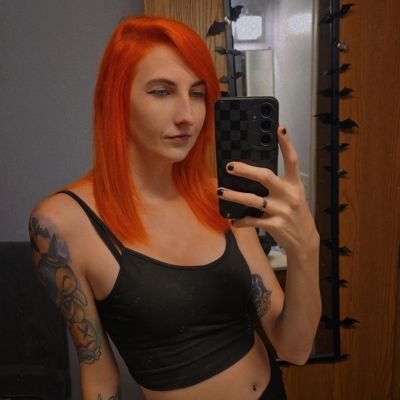 Sellexie's profile picture. Freelance Contractor | I like Halo, Caffeine, Tattoos & Cars 💜 | 
📧: GGSellexie@gmail.com