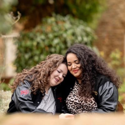 WashingtonWolla's profile picture. It's me @deeliciousbeach, got my arse locked out