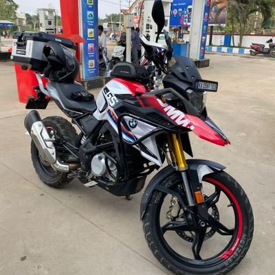 NightRiders68's profile picture. 🔥 Bold & Attitude

“Night Rider ⚡ | Speed is my therapy.”🏍️

“Ride hard. Dream wild. Sleep later.”

“No rules after dark.”😉