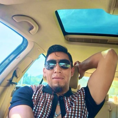 DavidhcsuDavid's profile picture. Me gusta salir a bailar y me gusta pistiar 😎