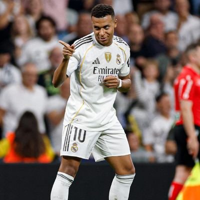 Keep_unchanged's profile picture. Mental Health & Psychiatry🧠|Drug Addiction| Chelsea💙|Real Madrid🤍.