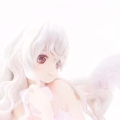 dreamibwun's profile picture. 🝮 ݂໑ : ܻ.                                                       ᵇᵘⁿny ѕну adhd ρrincess  girl in a castle🝮 ݂໑ : ܻ.