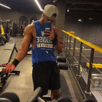 T4ilc's profile picture. prove yourself to yoursilf not to others🦾