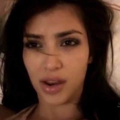 noturhoneybaby's profile picture. silly caucassion girl likes to play with samurai swords