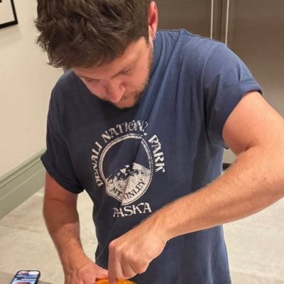 denalihoran's profile picture. ＊*•̩̩͙✩•̩̩͙*˚ ʜᴏᴘᴇ ᴡᴇ ɢʀᴏᴡ ᴏʟᴅ, ʙᴜᴛ ᴡᴇ ɴᴇᴠᴇʀ ɢʀᴏᴡ ᴜᴘ