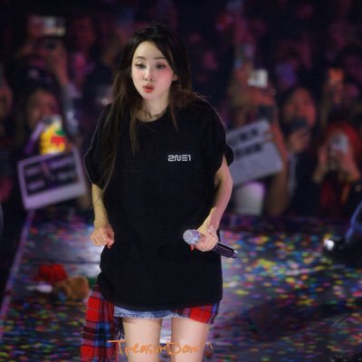 EncantoShine's profile picture. 🧡 Let's not mind the others'. Live your life!- Sandara Park💛 Flowers have bloomed.. I'm Back -G Dragon This is A Fan Account #Bigbang #DARAling🤸