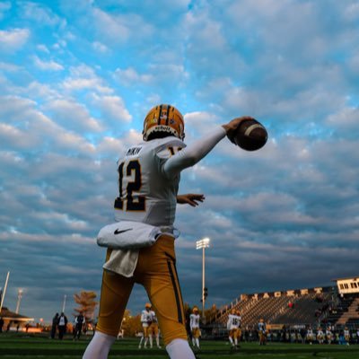 mikinjacob8's profile picture. QB🏈/3B/P⚾️ Class of 2028 6'1, 185, Saint Ignatius High School #7 QB in Ohio via @prepredzone
