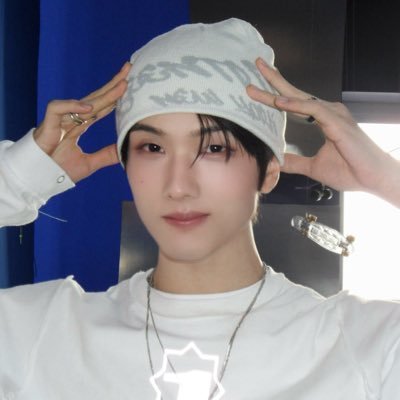 itisfloweruu's profile picture. รวยแล้วอย่าลืมแม่นะลูก ᴛs🦔🐯🐨🤖 7ᴅʀᴇᴀᴍ🐶🐹