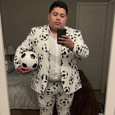 tonii13mtz's profile picture. 