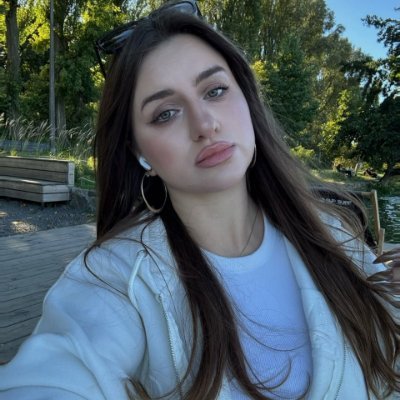 Martina_leexin's profile picture. 🇺🇸Time has passed, sincerity is hard to find, 🇺🇸 I like to pursue a fashionable mood and live my life 🇺🇸🎶#Coffee☕#Cooking🍳#Golf🏌️‍♀️#MAGA