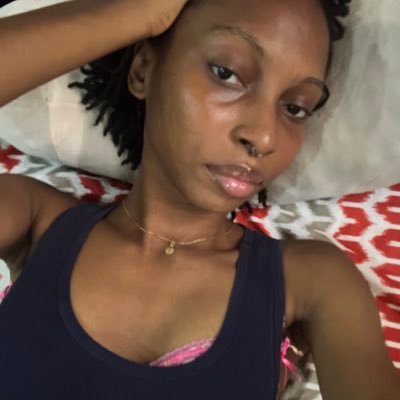 de0laa's profile picture. somehow babe • 22