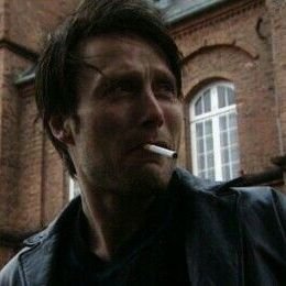 wretjz's profile picture. 