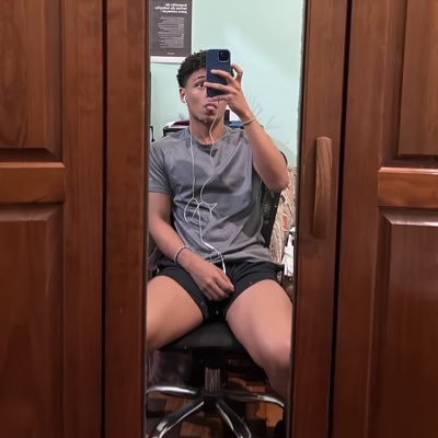 gbgabiel's profile picture. rj