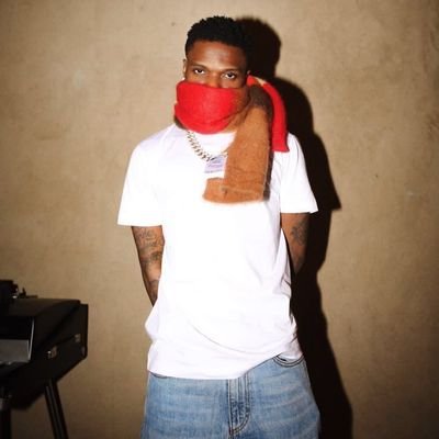 Bigholy_1's profile picture. WIZKID FC❤️🦅/MESSI🐐👑/MANCHESTER UNITED🤍❤️