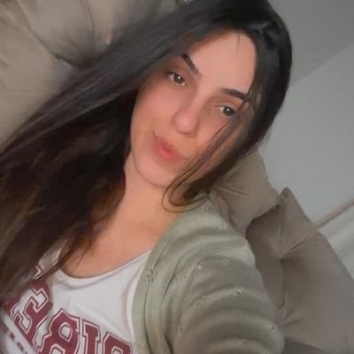 tuitacamiz's profile picture. quase um diário