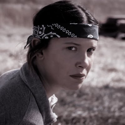 hauntedarcher's profile picture. i can’t go back, i’m haunted. ☽ beautiful princess disorder. #1 emily prentiss defender. ღ #1 mileven stan.