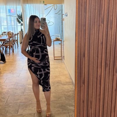 claudiaanahi01's profile picture. libra