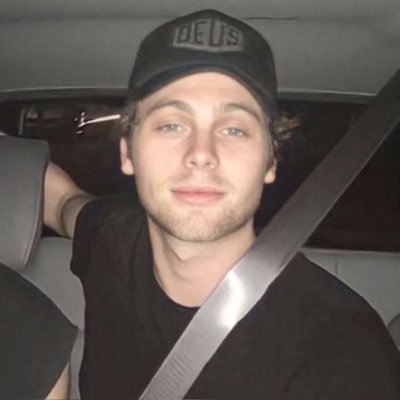 onlycapybaraJ's profile picture. Jenlisa love hangover era