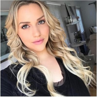 HossenSetu26322's profile picture. Hillary ✨ | Dream chaser | Coffee lover ☕ | Creating moments, capturing memories 📸 | Always learning, always leveling up 🚀 | Be kind, stay real 💛