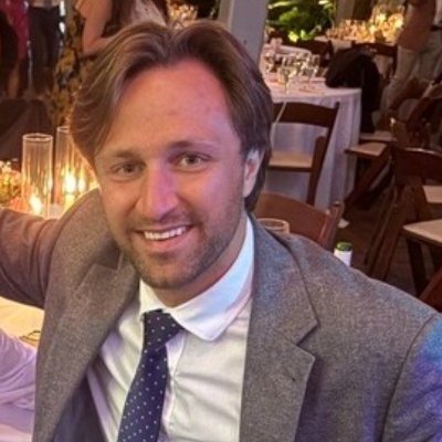 JakeGallagher93's profile picture. Investing in Venture Secondaries at V2 Markets  |  Follow for Humorous and Insightful Market Takes  |  Deal Flow List 📬 Get Access Below |