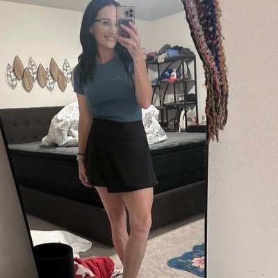 RachieRach429's profile picture. freckles you wanna trace • star gazer ✨autism mom 💙 dogs 😍 football 🏈 •bb obsession 🏠• 420💚• subscribe 18+👀 @jburneront has my ❤️