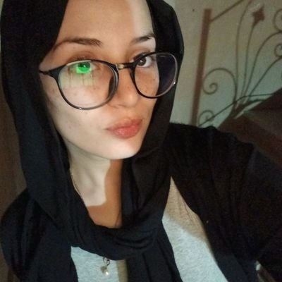 HafsaEhab111's profile picture. Do not go gentle into that good night.