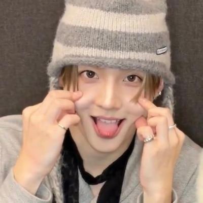wonositos's profile picture. ⠀⠀⠀ ⠀⠀ ⠀⠀ for⠀⠀ ald1 & enhypen 💘