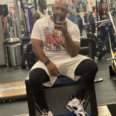 Redrizz91's profile picture. Deuteronomy 25:4 🐂 #RTR #NYG I'm nicer than i look.