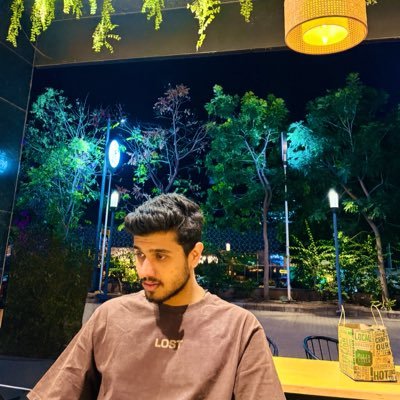 JanakKeche's profile picture. Computer Engineer | Web Dev | React | Full Stack
#Barça ⚽️
.
⚽X🧑‍💻