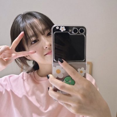 wthdizistyles's profile picture. Park Boyoung suporter