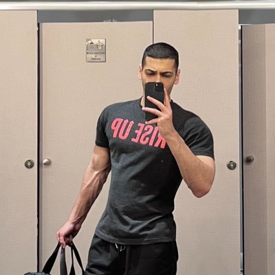 vlluz1's profile picture. @ziiuli