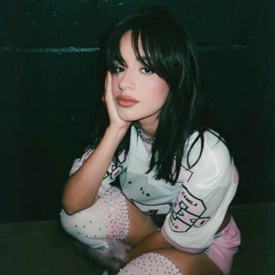 kccelmjstan's profile picture. tô aqui pela camila, tate mcrae e sofia santino - never be the same @closingmila @duda_tranchess 💛🩷