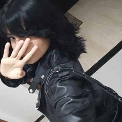 morcegu1nha's profile picture. 