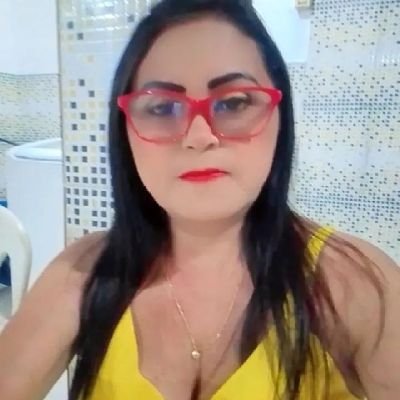 Viviane498738's profile picture. 