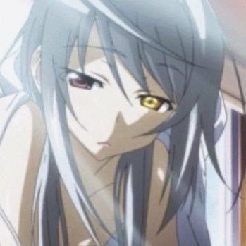 mvvvqv's profile picture. 