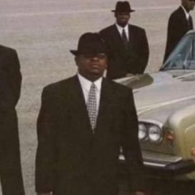 BerrieX77's profile picture. More ego! less love 😃