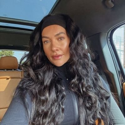 JulieKathryn132's profile picture. You can’t scare me, I raise tiny humans. #mother