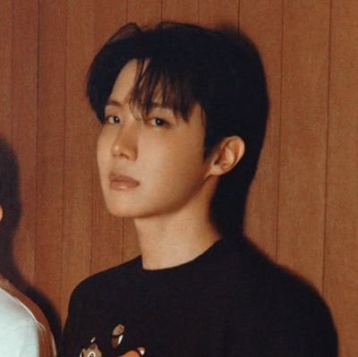 stefany_m21's profile picture. 🧡ONLY ARMY 🧡 BTS PAVED THE WAY🧡
                                        (=^･ω･^=)